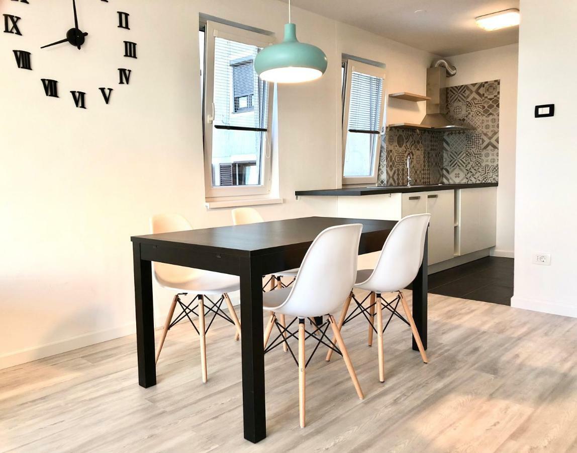 Seaview Apartment Koper Luaran gambar
