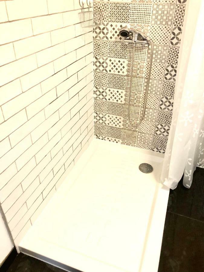 Seaview Apartment Koper Luaran gambar